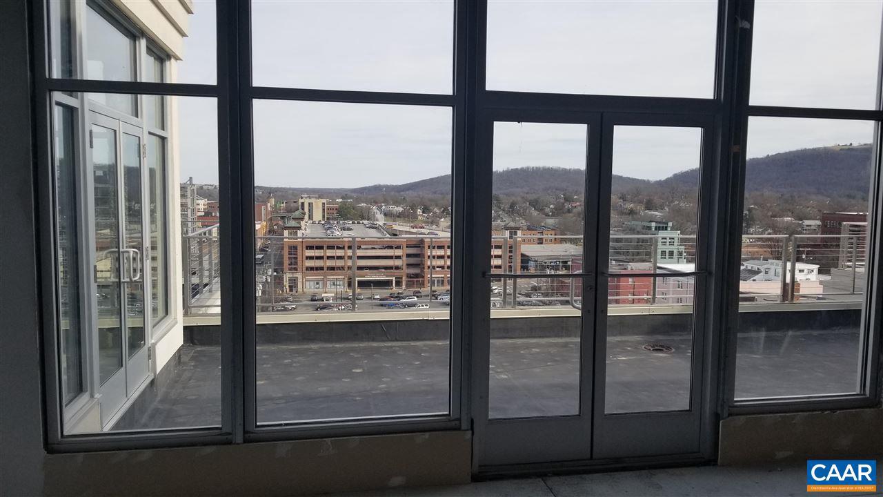218 W WATER ST ST #801, CHARLOTTESVILLE, Virginia 22902, 3 Bedrooms Bedrooms, ,3 BathroomsBathrooms,Residential,For sale,218 W WATER ST ST #801,588695 MLS # 588695