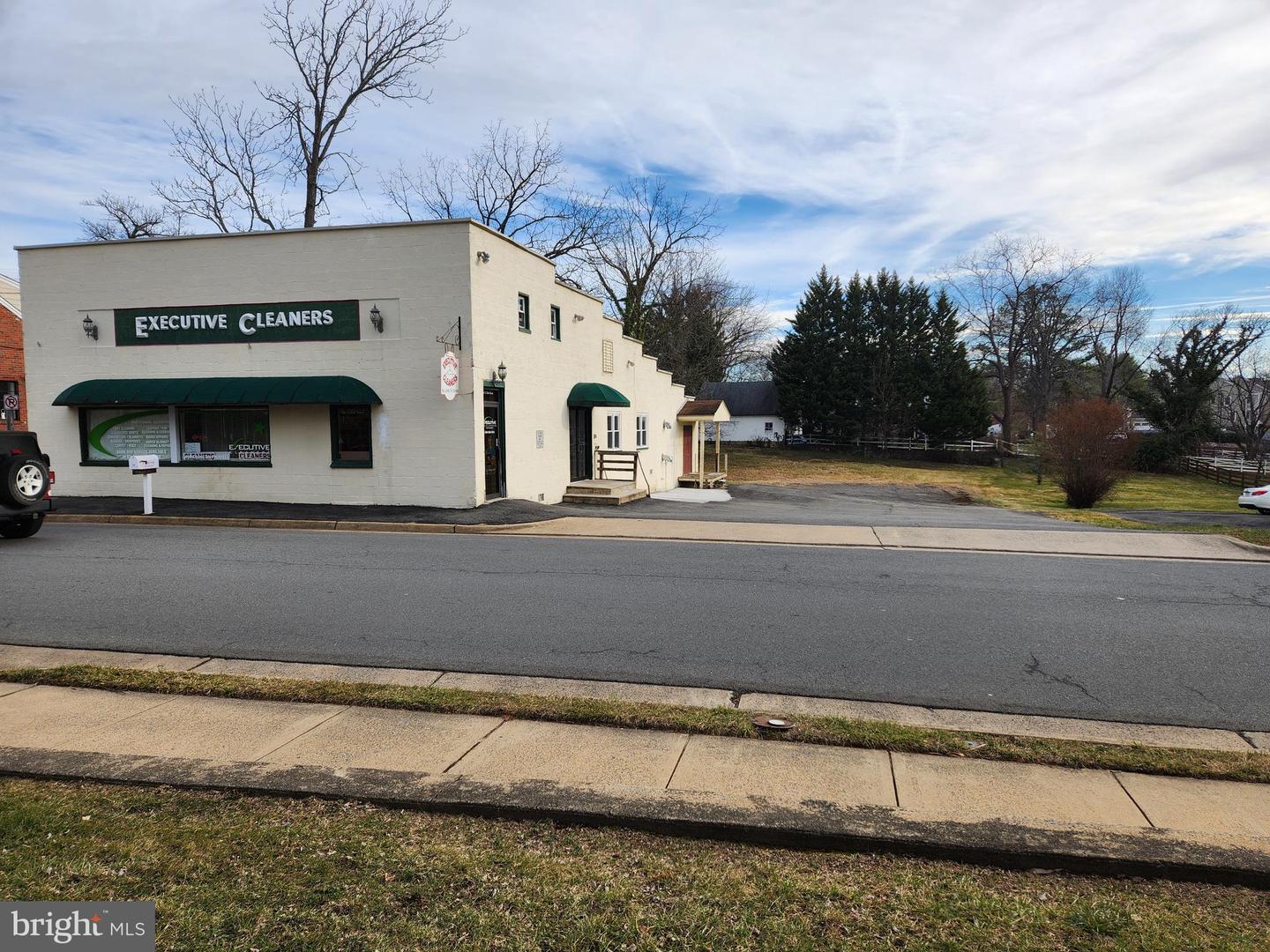 140 S 20TH ST, PURCELLVILLE, Virginia 20132, ,Land,For sale,140 S 20TH ST,VALO2017242 MLS # VALO2017242