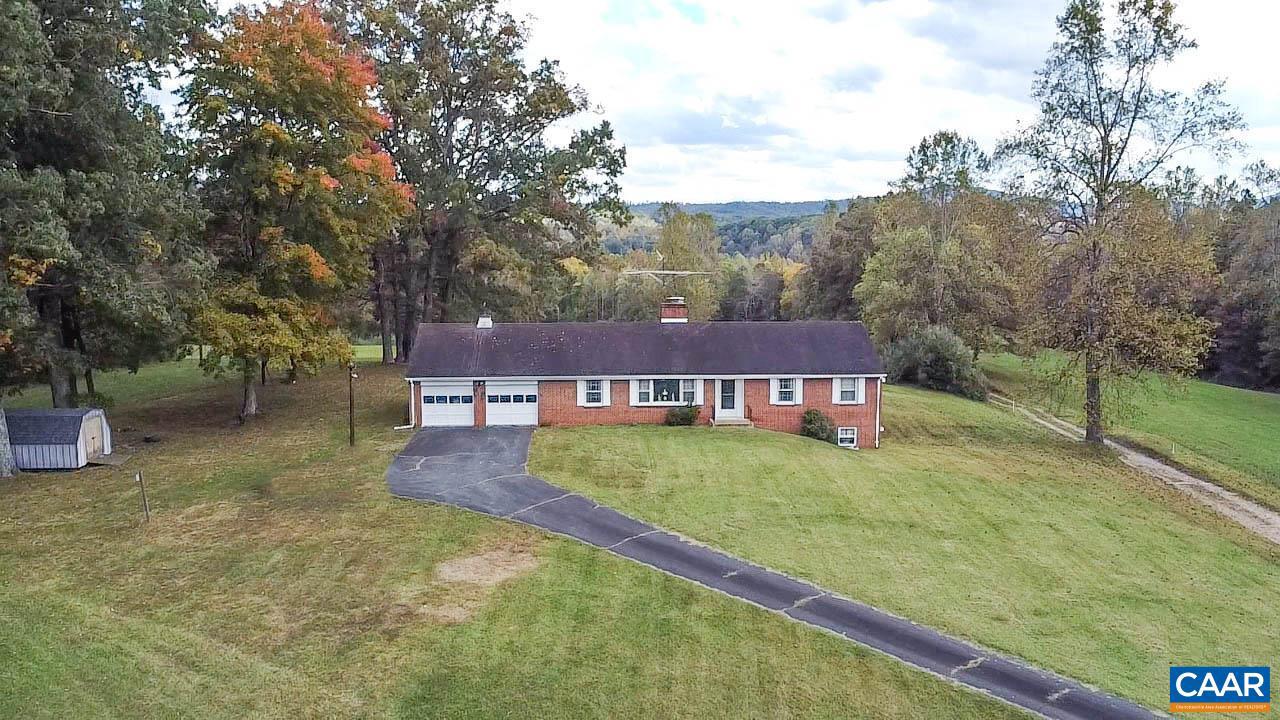 85 A & B SHELTON MILL RD, CHARLOTTESVILLE, Virginia 22903, 3 Bedrooms Bedrooms, ,2 BathroomsBathrooms,Residential,For sale,85 A & B SHELTON MILL RD,646841 MLS # 646841