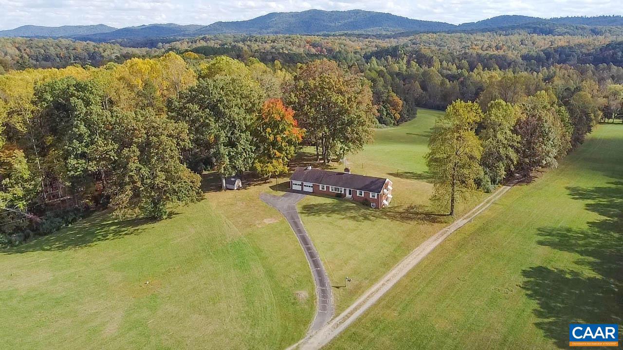 85 A & B SHELTON MILL RD, CHARLOTTESVILLE, Virginia 22903, 3 Bedrooms Bedrooms, ,2 BathroomsBathrooms,Residential,For sale,85 A & B SHELTON MILL RD,646841 MLS # 646841
