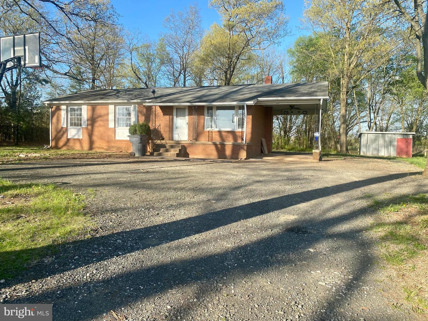 10031 BOTELER RD, MIDLAND, Virginia 22728, 5 Bedrooms Bedrooms, ,2 BathroomsBathrooms,Residential,For sale,10031 BOTELER RD,VAFQ2010956 MLS # VAFQ2010956
