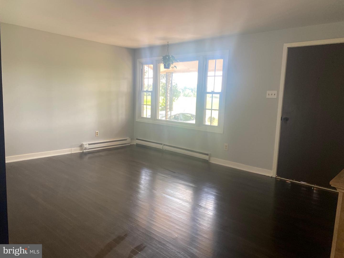 10031 BOTELER RD, MIDLAND, Virginia 22728, 5 Bedrooms Bedrooms, ,2 BathroomsBathrooms,Residential,For sale,10031 BOTELER RD,VAFQ2010956 MLS # VAFQ2010956