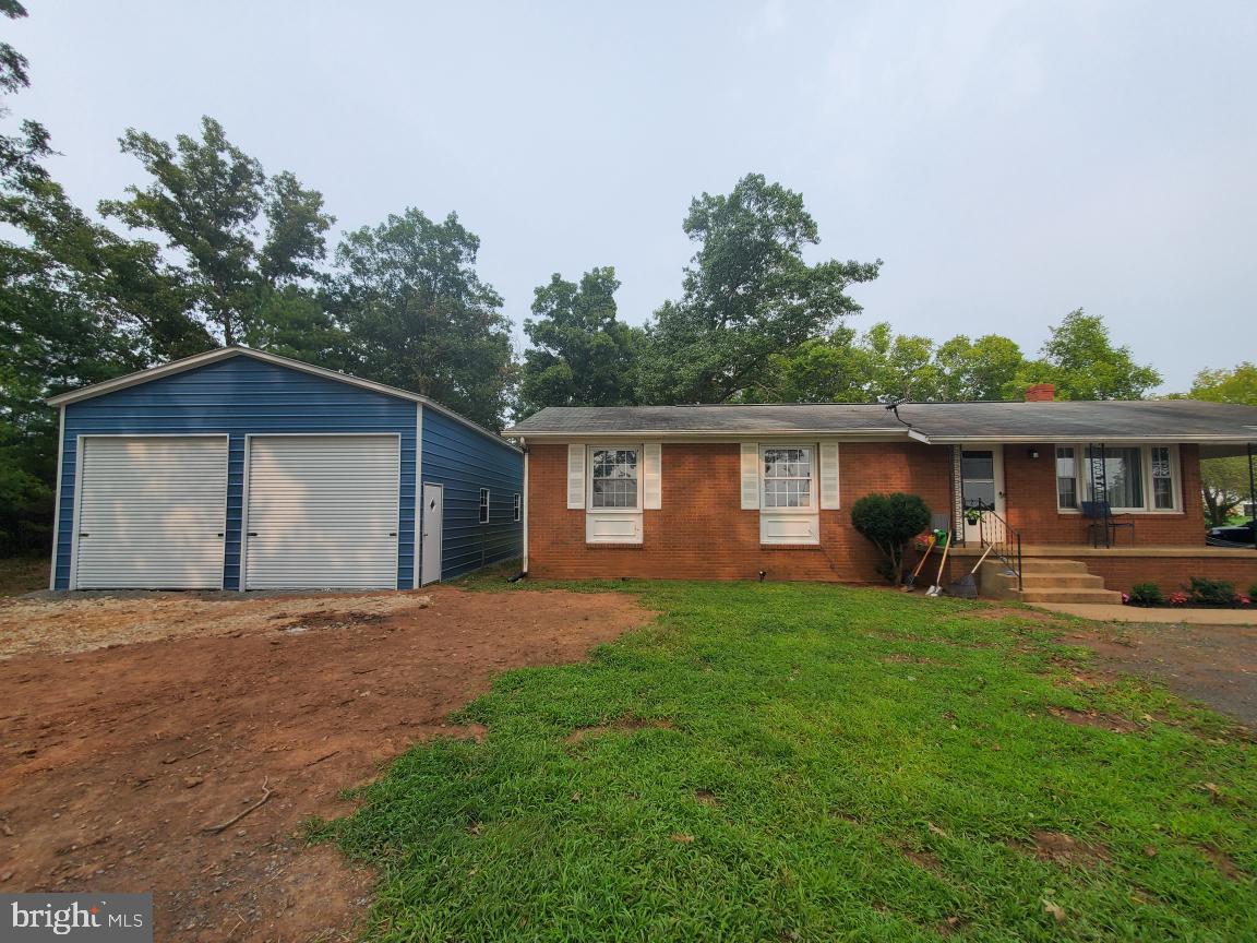 10031 BOTELER RD, MIDLAND, Virginia 22728, 5 Bedrooms Bedrooms, ,2 BathroomsBathrooms,Residential,For sale,10031 BOTELER RD,VAFQ2010956 MLS # VAFQ2010956