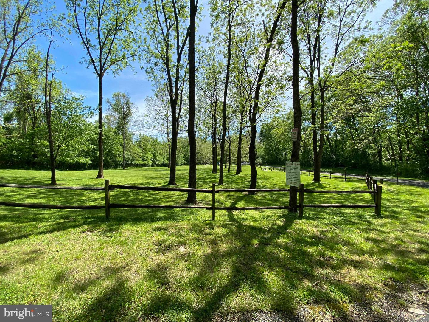 LOT 597 GAYLES LN, FRONT ROYAL, Virginia 22630, ,Land,For sale,LOT 597 GAYLES LN,VAWR2006950 MLS # VAWR2006950