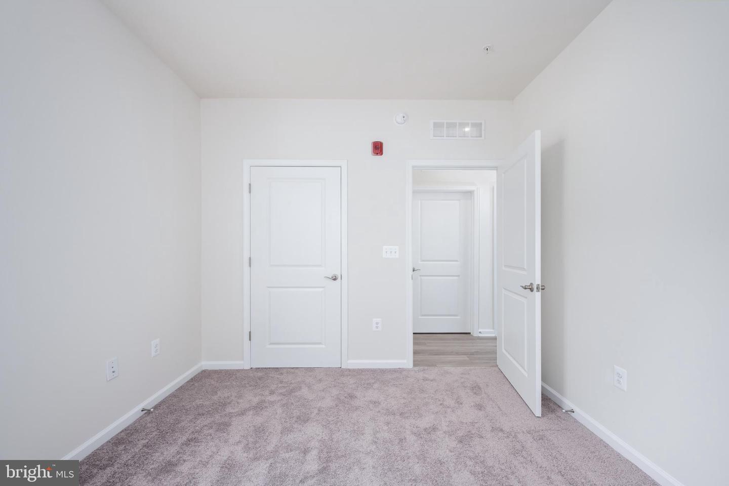 150 VALERIAN LOOP #101, STAFFORD, Virginia 22554, 3 Bedrooms Bedrooms, ,2 BathroomsBathrooms,Residential,For sale,150 VALERIAN LOOP #101,VAST2026318 MLS # VAST2026318