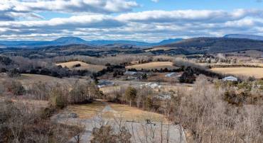 Ready to build your dream business with an idyllic backdrop of Rockbridge County?!