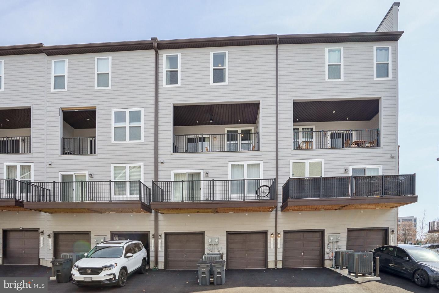 13627 DULLES TECHNOLOGY DR #152, HERNDON, Virginia 20171, 3 Bedrooms Bedrooms, ,2 BathroomsBathrooms,Residential,For sale,13627 DULLES TECHNOLOGY DR #152,VAFX2166348 MLS # VAFX2166348