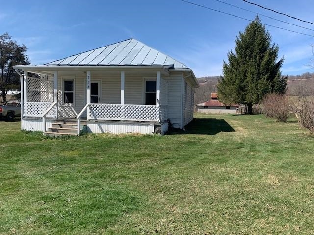 383 POTOMAC RIVER RD, MONTEREY, Virginia 24465, 2 Bedrooms Bedrooms, ,1 BathroomBathrooms,Residential,Tax Map 31A2 A 30,383 POTOMAC RIVER RD,650564 MLS # 650564