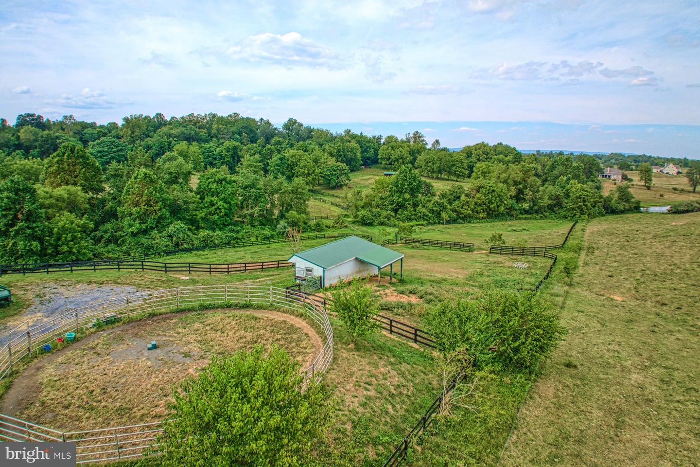 3959 COBBLER MOUNTAIN RD, DELAPLANE, Virginia 20144, 3 Bedrooms Bedrooms, ,2 BathroomsBathrooms,Residential,For sale,3959 COBBLER MOUNTAIN RD,VAFQ2011596 MLS # VAFQ2011596