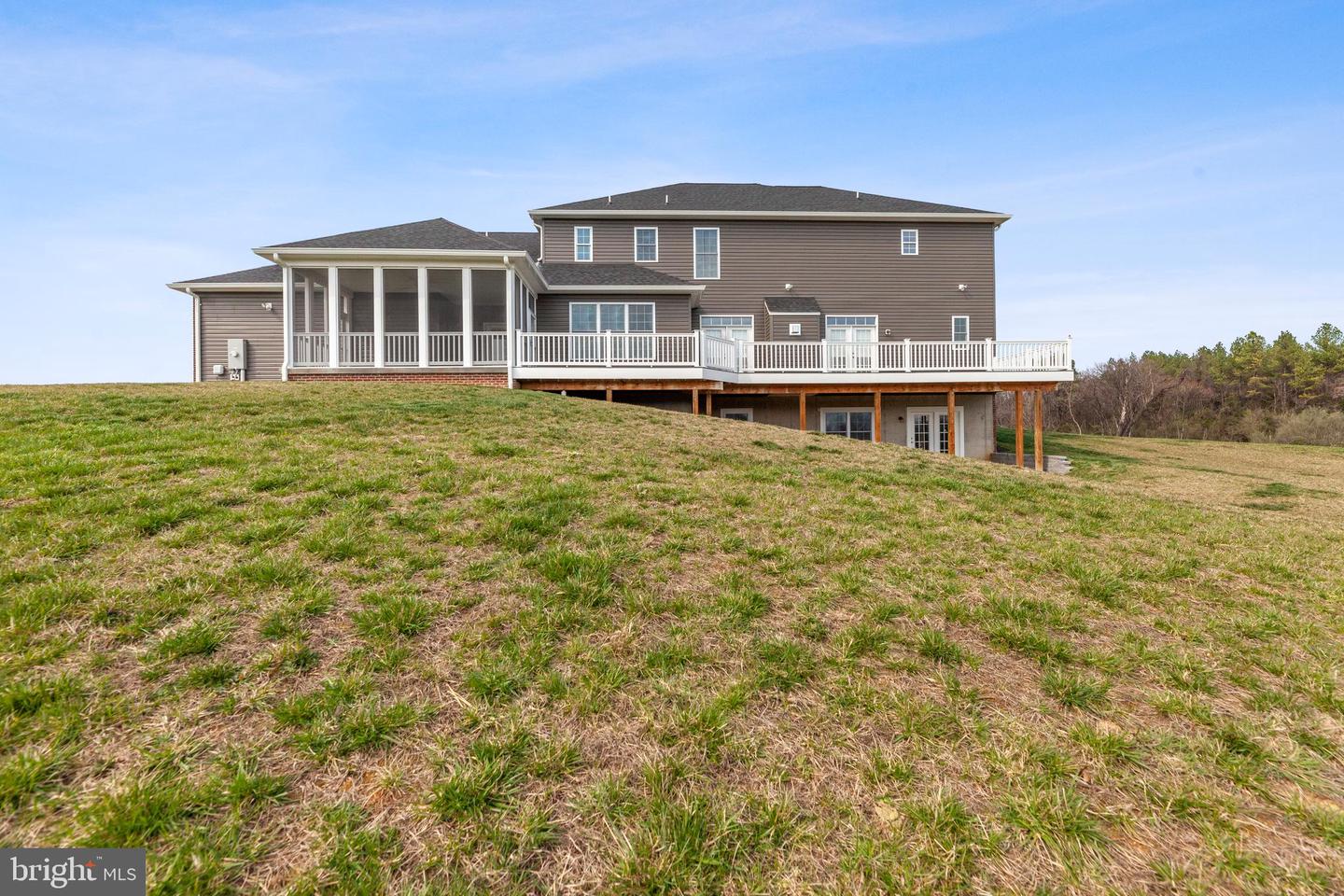 161 BENNYS BEACH RD, FRONT ROYAL, Virginia 22630, 4 Bedrooms Bedrooms, ,4 BathroomsBathrooms,Residential,For sale,161 BENNYS BEACH RD,VAWR2007570 MLS # VAWR2007570