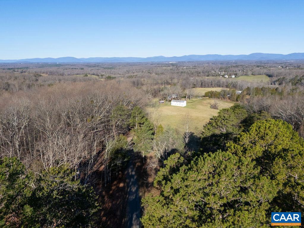 2605 HIGH FIELDS RD, KESWICK, Virginia 22947, 4 Bedrooms Bedrooms, ,2 BathroomsBathrooms,Residential,For sale,2605 HIGH FIELDS RD,651245 MLS # 651245