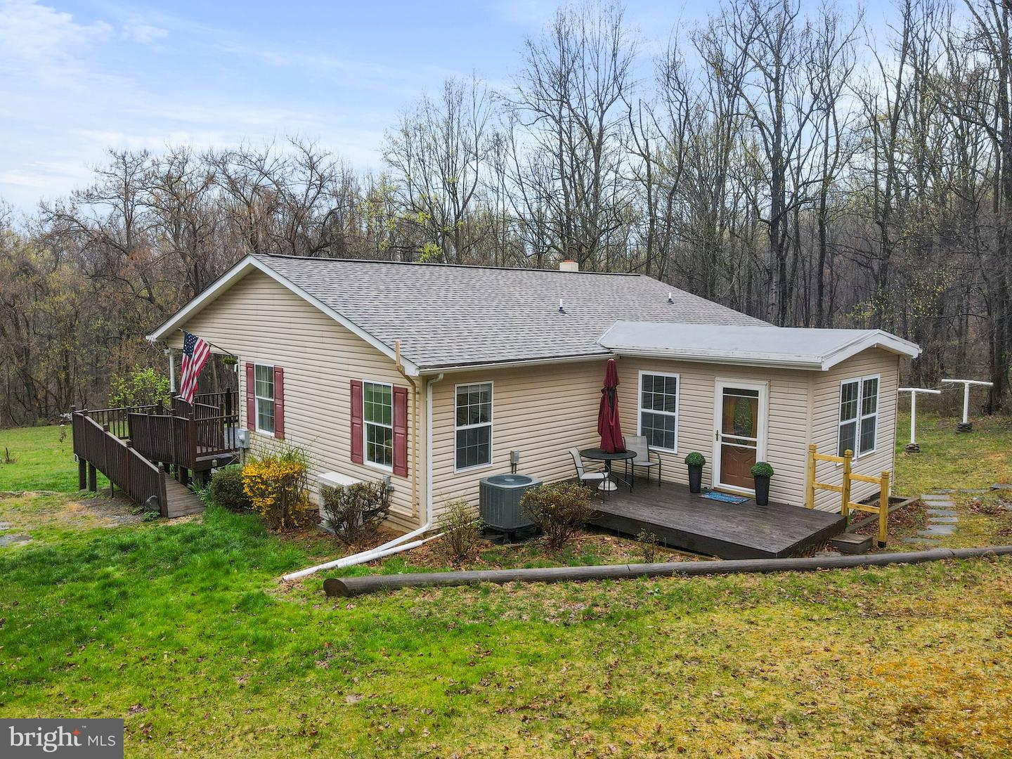 12494 HARPERS FERRY RD, HILLSBORO, Virginia 20132, 2 Bedrooms Bedrooms, ,3 BathroomsBathrooms,Residential,For sale,12494 HARPERS FERRY RD,VALO2066838 MLS # VALO2066838