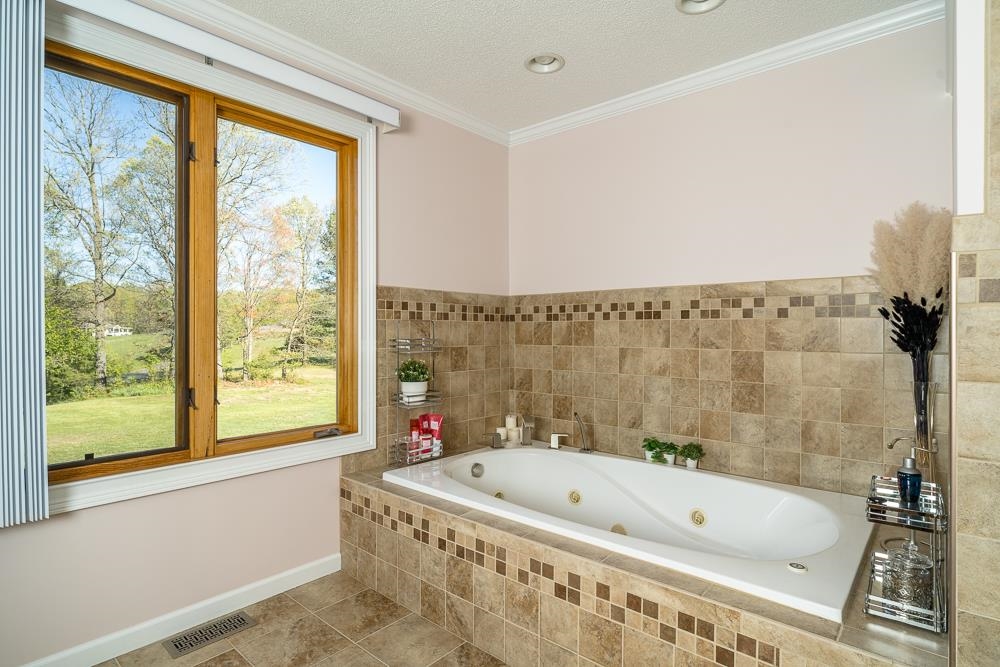 Jacuzzi tub in primary bath