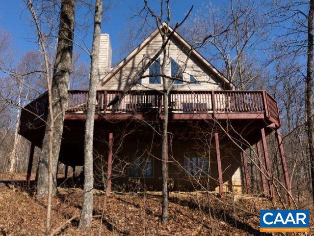 19 CHESTNUT LN, WINTERGREEN RESORT, Virginia 22967, 4 Bedrooms Bedrooms, ,3 BathroomsBathrooms,Residential,For sale,19 CHESTNUT LN,636883 MLS # 636883