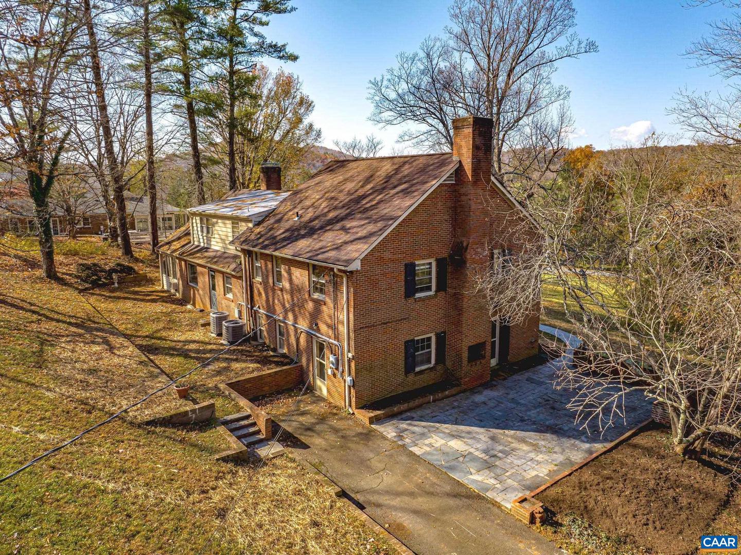 49 CANTERBURY RD, CHARLOTTESVILLE, Virginia 22903, 4 Bedrooms Bedrooms, ,4 BathroomsBathrooms,Residential,For sale,49 CANTERBURY RD,652637 MLS # 652637