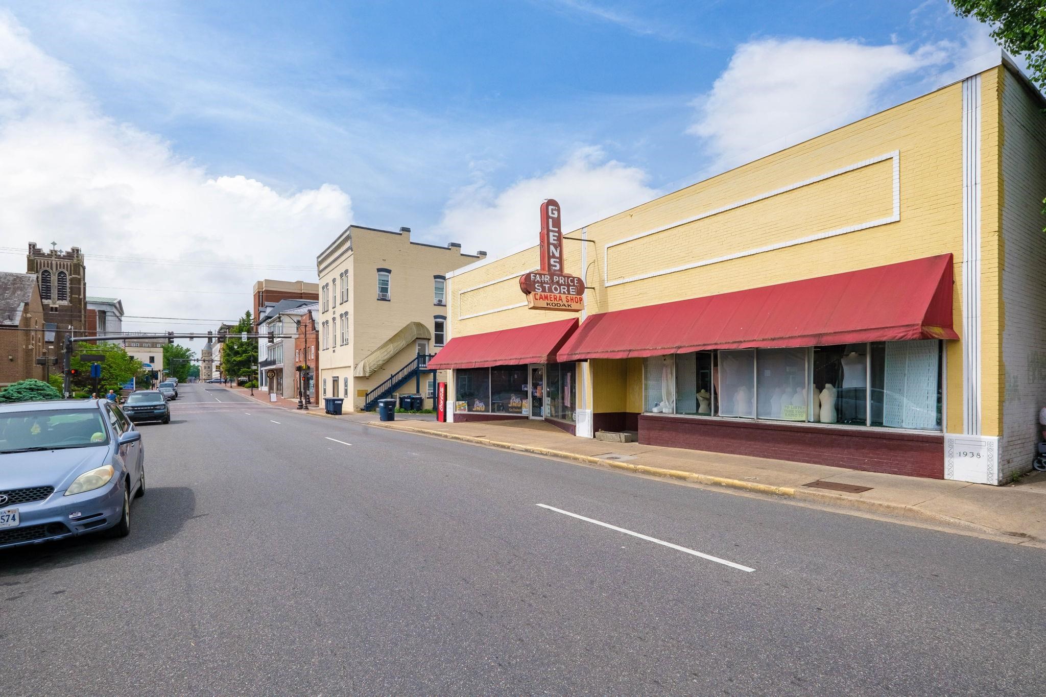 227 NORTH MAIN ST, HARRISONBURG, Virginia 22802, ,Commercial,227 NORTH MAIN ST,652765 MLS # 652765