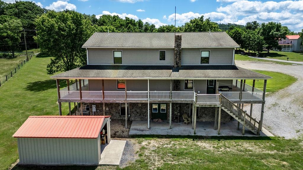 1476 GUTHRIE RD, STAUNTON, Virginia 24401, 3 Bedrooms Bedrooms, ,3 BathroomsBathrooms,Residential,1476 GUTHRIE RD,652922 MLS # 652922