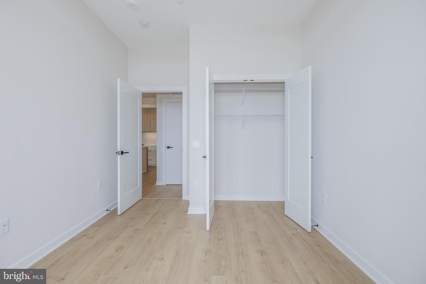 255 W. FALLS STATION BLVD #PH3, FALLS CHURCH, Virginia 22046, 2 Bedrooms Bedrooms, 4 Rooms Rooms,2 BathroomsBathrooms,Residential,For sale,255 W. FALLS STATION BLVD #PH3,VAFA2002246 MLS # VAFA2002246 255 W. FALLS STATION BLVD #PH3, FALLS CHURCH, Virginia 22046, 2 Bedrooms Bedrooms, 4 Rooms Rooms,2 BathroomsBathrooms,Residential,For sale,255 W. FALLS STATION BLVD #PH3,VAFA2002246 MLS # VAFA2002246