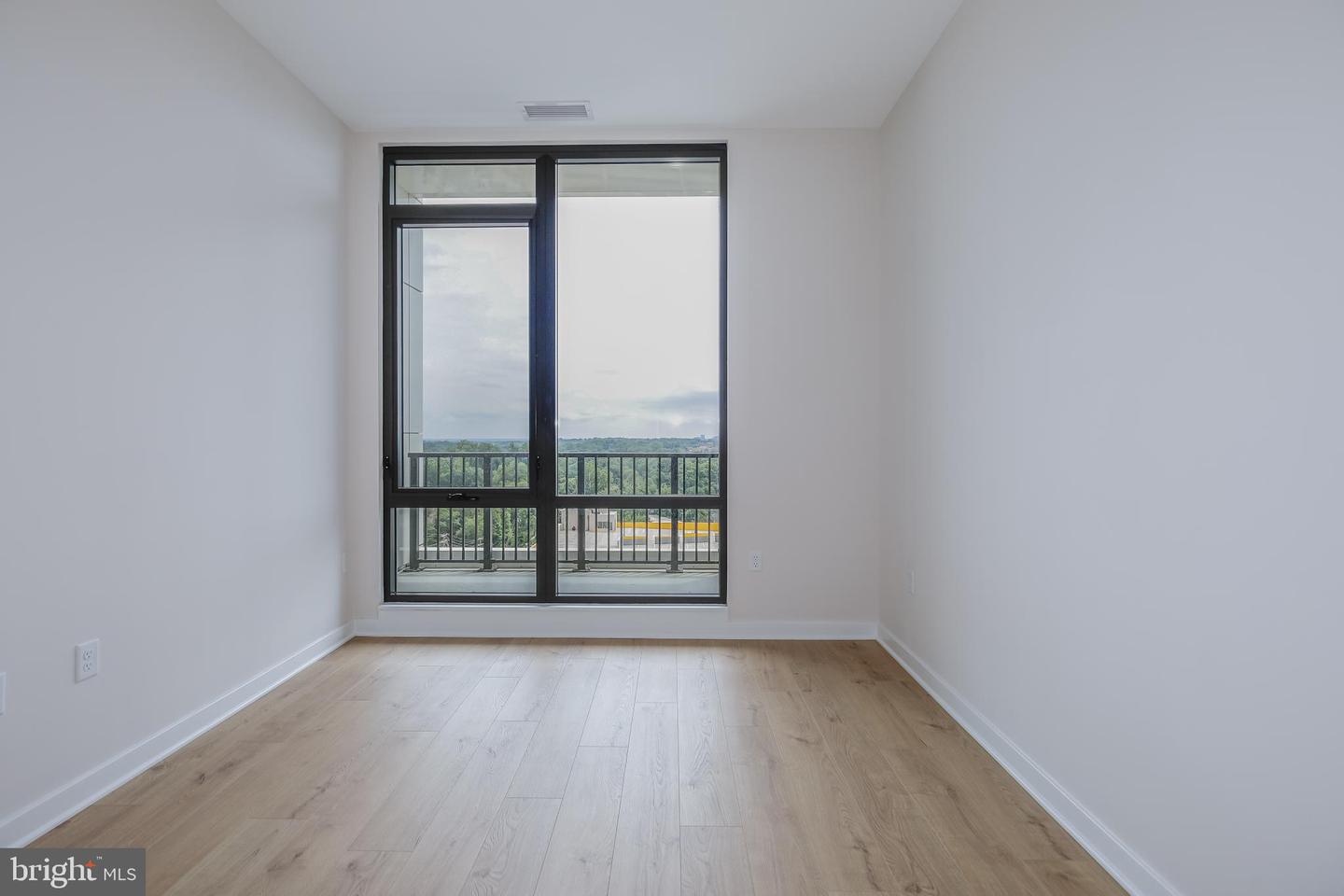 255 W. FALLS STATION BLVD #PH5, FALLS CHURCH, Virginia 22046, 2 Bedrooms Bedrooms, 4 Rooms Rooms,2 BathroomsBathrooms,Residential,For sale,255 W. FALLS STATION BLVD #PH5,VAFA2002250 MLS # VAFA2002250 255 W. FALLS STATION BLVD #PH5, FALLS CHURCH, Virginia 22046, 2 Bedrooms Bedrooms, 4 Rooms Rooms,2 BathroomsBathrooms,Residential,For sale,255 W. FALLS STATION BLVD #PH5,VAFA2002250 MLS # VAFA2002250