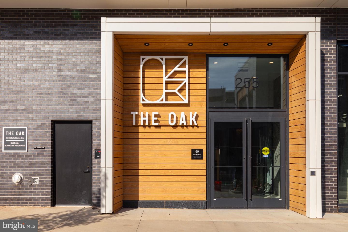 255 W. FALLS STATION BLVD #PH5, FALLS CHURCH, Virginia 22046, 2 Bedrooms Bedrooms, 4 Rooms Rooms,2 BathroomsBathrooms,Residential,For sale,255 W. FALLS STATION BLVD #PH5,VAFA2002250 MLS # VAFA2002250 255 W. FALLS STATION BLVD #PH5, FALLS CHURCH, Virginia 22046, 2 Bedrooms Bedrooms, 4 Rooms Rooms,2 BathroomsBathrooms,Residential,For sale,255 W. FALLS STATION BLVD #PH5,VAFA2002250 MLS # VAFA2002250