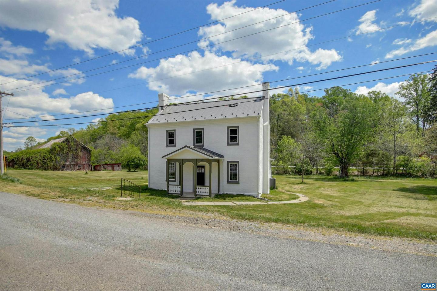 102 DARBY RD, TROUTVILLE, Virginia 24175, 3 Bedrooms Bedrooms, ,Residential,For sale,102 DARBY RD,652751 MLS # 652751