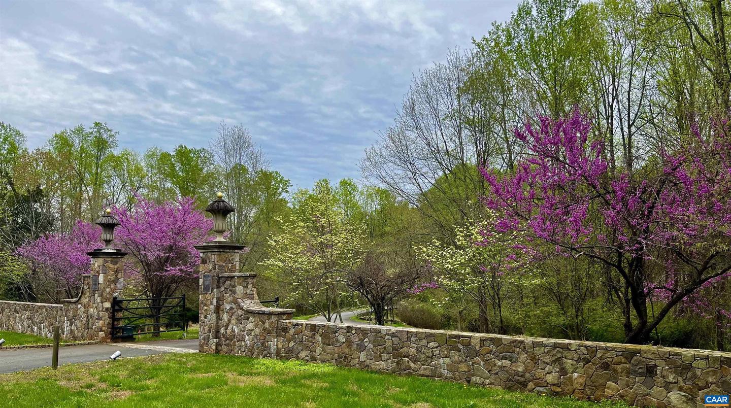 2405 COOPERS LN, CHARLOTTESVILLE, Virginia 22902, 5 Bedrooms Bedrooms, ,6 BathroomsBathrooms,Farm,For sale,2405 COOPERS LN,653189 MLS # 653189