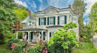 Built in 1885, this solid brick edifice, with it’s sold stone foundation, represents the essence of Lexington, historically and architecturally.