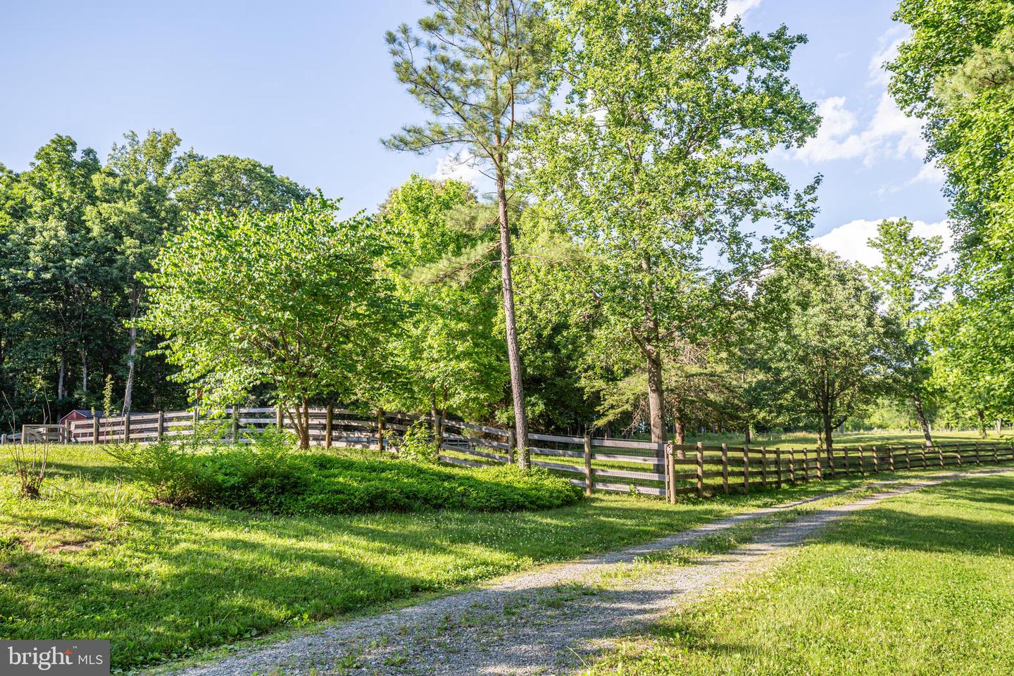 2055 BROAD STREET RD, MAIDENS, Virginia 23102, 5 Bedrooms Bedrooms, ,3 BathroomsBathrooms,Residential,For sale,2055 BROAD STREET RD,VAGO2000234 MLS # VAGO2000234