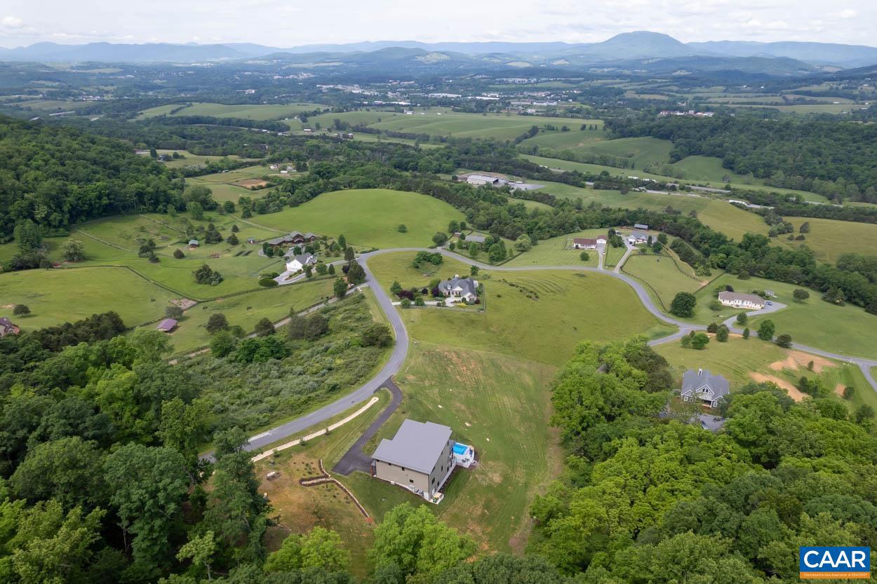 225 CHERRY RIDGE LN, LEXINGTON, Virginia 24450, 4 Bedrooms Bedrooms, ,4 BathroomsBathrooms,Residential,For sale,225 CHERRY RIDGE LN,653474 MLS # 653474