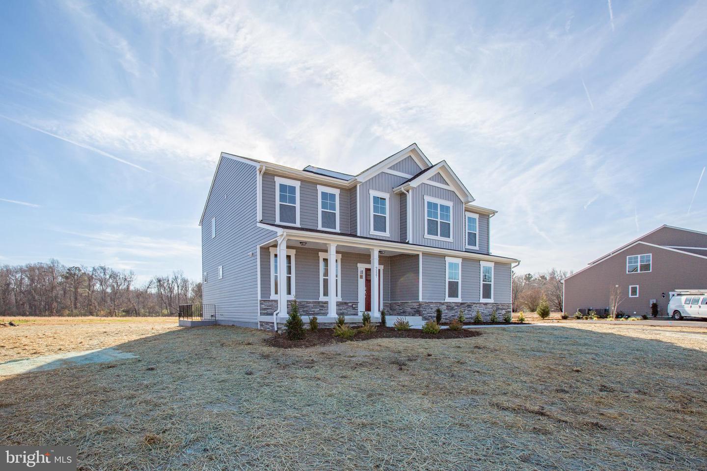 2107 WARRENTON RD, FREDERICKSBURG, Virginia 22406, 4 Bedrooms Bedrooms, ,2 BathroomsBathrooms,Residential,For sale,2107 WARRENTON RD,VAST2030078 MLS # VAST2030078