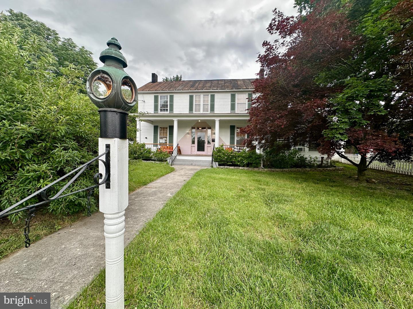 210 W MAIN ST, BERRYVILLE, Virginia 22611, 14 Bedrooms Bedrooms, ,6 BathroomsBathrooms,Residential,For sale,210 W MAIN ST,VACL2002802 MLS # VACL2002802