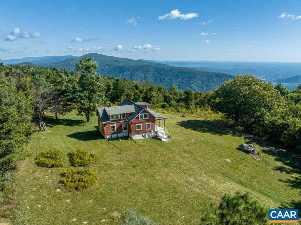 2106 FLATTOP MOUNTAIN RD, FREE UNION, Virginia 22940, 3 Bedrooms Bedrooms, ,1 BathroomBathrooms,Residential,For sale,2106 FLATTOP MOUNTAIN RD,653732 MLS # 653732