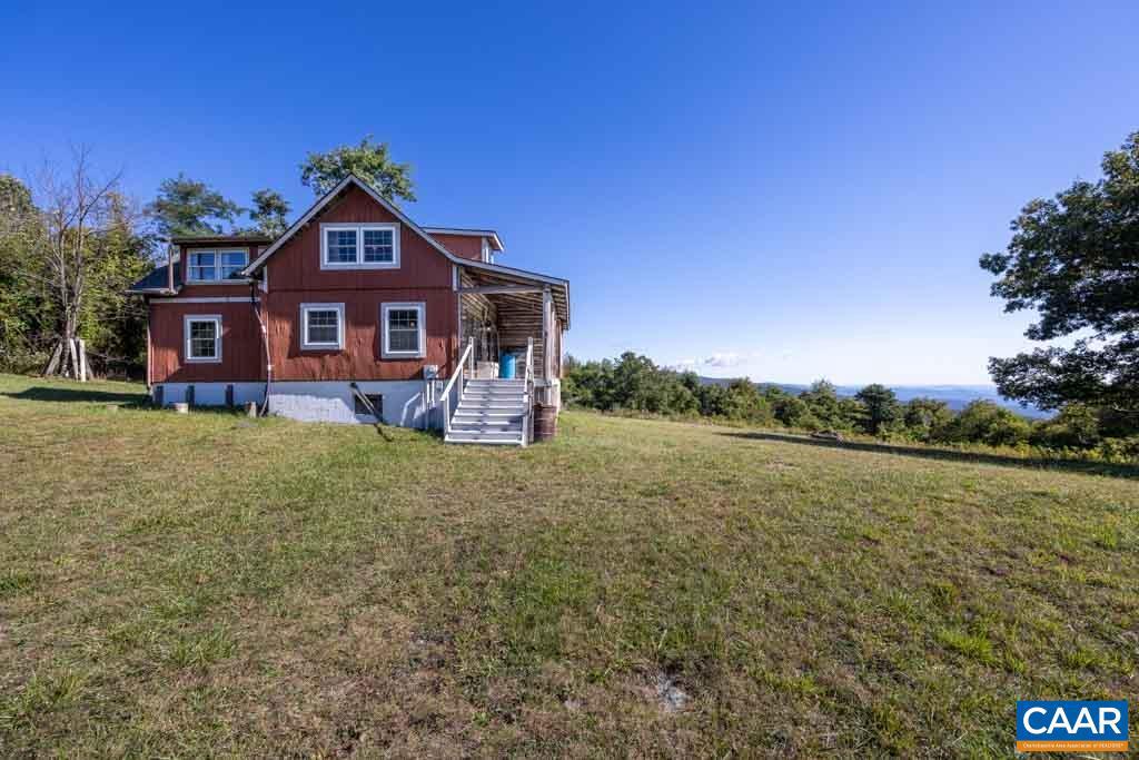 2106 FLATTOP MOUNTAIN RD, FREE UNION, Virginia 22940, 3 Bedrooms Bedrooms, ,1 BathroomBathrooms,Residential,For sale,2106 FLATTOP MOUNTAIN RD,653732 MLS # 653732