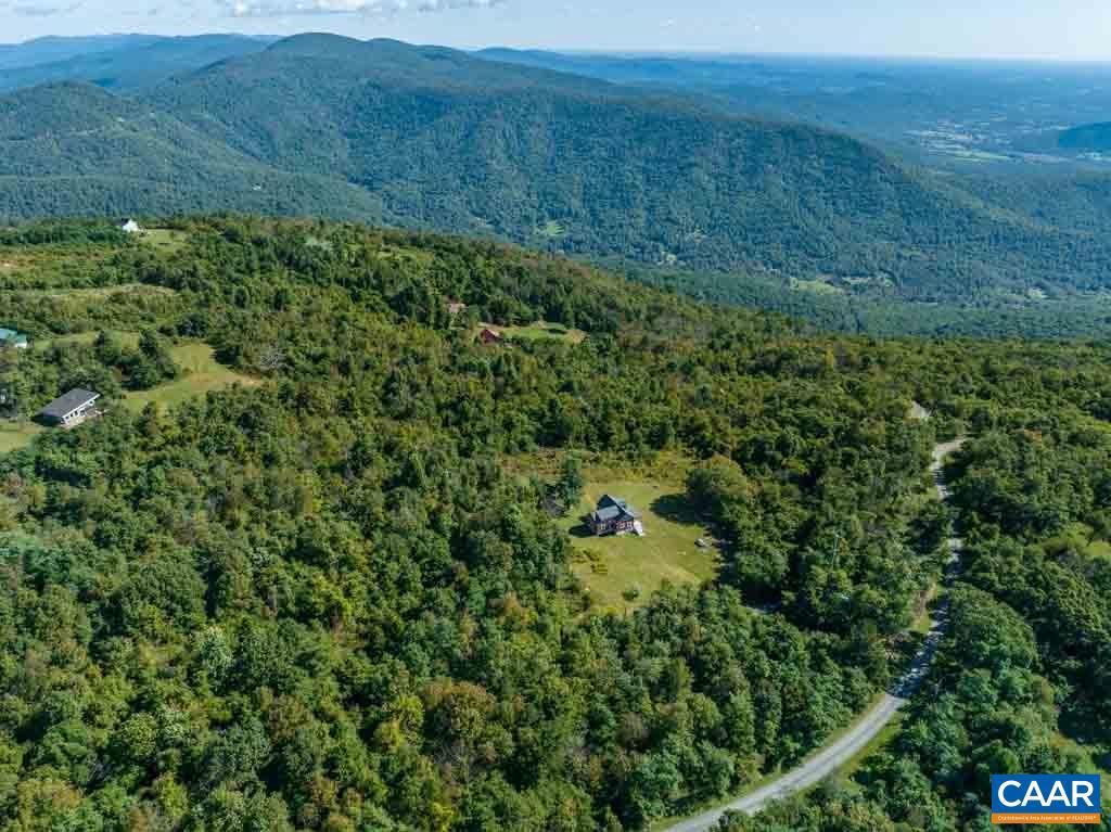 2106 FLATTOP MOUNTAIN RD, FREE UNION, Virginia 22940, 3 Bedrooms Bedrooms, ,1 BathroomBathrooms,Residential,For sale,2106 FLATTOP MOUNTAIN RD,653732 MLS # 653732