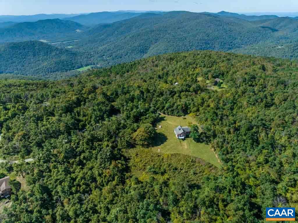 2106 FLATTOP MOUNTAIN RD, FREE UNION, Virginia 22940, 3 Bedrooms Bedrooms, ,1 BathroomBathrooms,Residential,For sale,2106 FLATTOP MOUNTAIN RD,653732 MLS # 653732