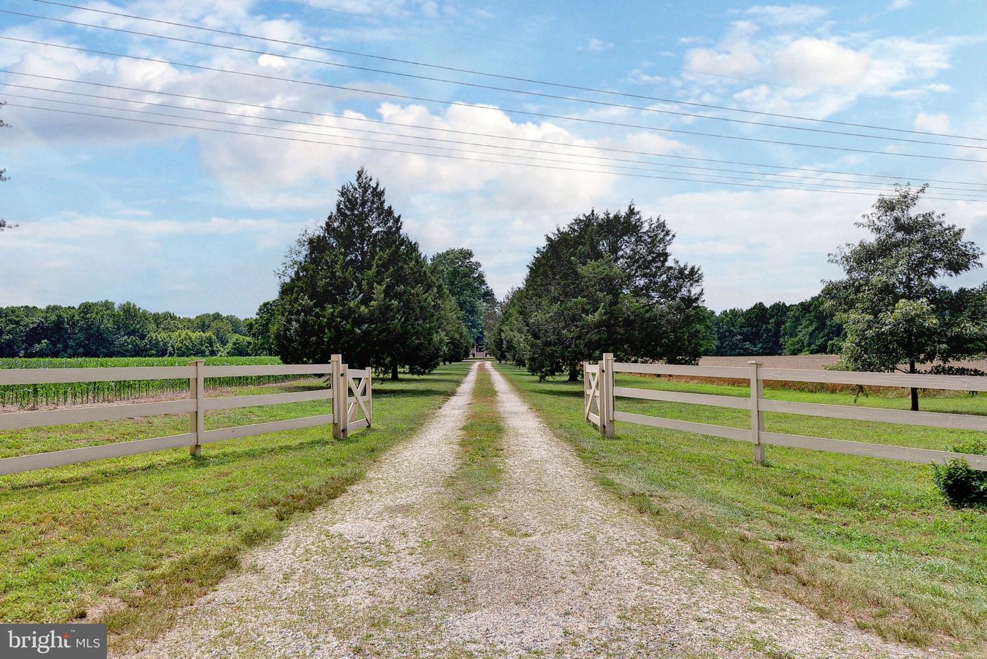 2459 DUNBROOKE RD, TAPPAHANNOCK, Virginia 22560, 4 Bedrooms Bedrooms, ,3 BathroomsBathrooms,Residential,For sale,2459 DUNBROOKE RD,VAES2000638 MLS # VAES2000638