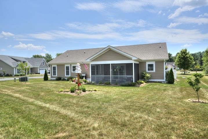 10 APPLE BLOSSOM CT, NELLYSFORD, Virginia 22958, 3 Bedrooms Bedrooms, ,2 BathroomsBathrooms,Residential,10 APPLE BLOSSOM CT,654069 MLS # 654069