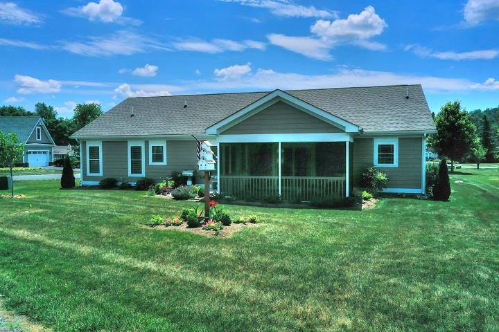 10 APPLE BLOSSOM CT, NELLYSFORD, Virginia 22958, 3 Bedrooms Bedrooms, ,2 BathroomsBathrooms,Residential,10 APPLE BLOSSOM CT,654069 MLS # 654069