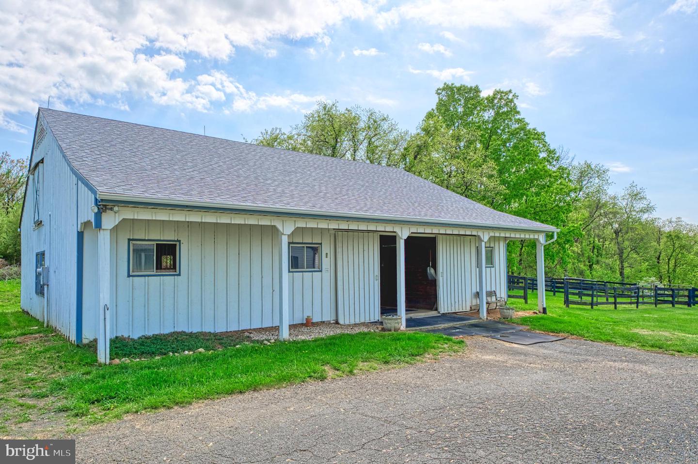 36181 FOXLORE FARM LN, ROUND HILL, Virginia 20141, 4 Bedrooms Bedrooms, ,4 BathroomsBathrooms,Farm,For sale,36181 FOXLORE FARM LN,VALO2070012 MLS # VALO2070012