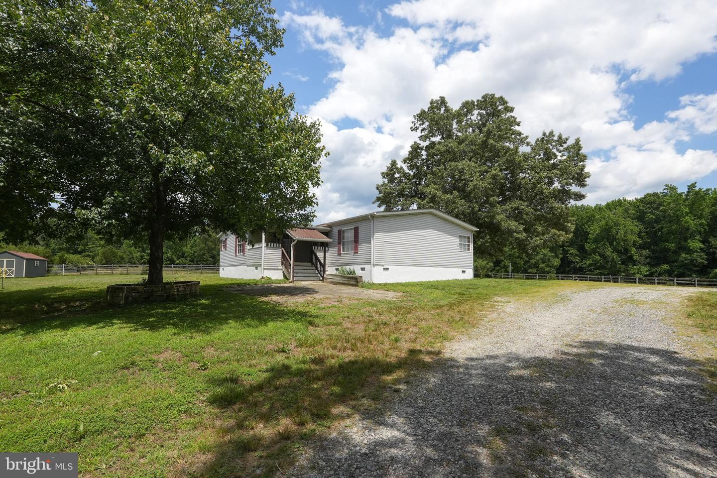 4901 LEWISTON RD, BUMPASS, Virginia 23024, 3 Bedrooms Bedrooms, ,2 BathroomsBathrooms,Farm,For sale,4901 LEWISTON RD,VASP2025926 MLS # VASP2025926