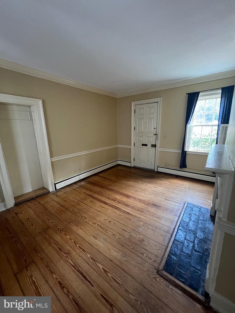 201 S FAIRFAX ST, ALEXANDRIA, Virginia 22314, 2 Bedrooms Bedrooms, ,1 BathroomBathrooms,Residential,For sale,201 S FAIRFAX ST,VAAX2035348 MLS # VAAX2035348