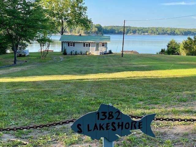 1382 S LAKESHORE DR, LOUISA, Virginia 23093, 2 Bedrooms Bedrooms, ,1 BathroomBathrooms,Residential,1382 S LAKESHORE DR,654346 MLS # 654346