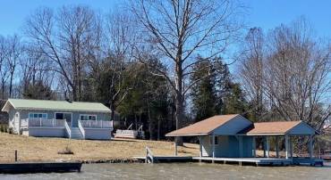 1382 S LAKESHORE DR, LOUISA, Virginia 23093, 2 Bedrooms Bedrooms, ,1 BathroomBathrooms,Residential,1382 S LAKESHORE DR,654346 MLS # 654346