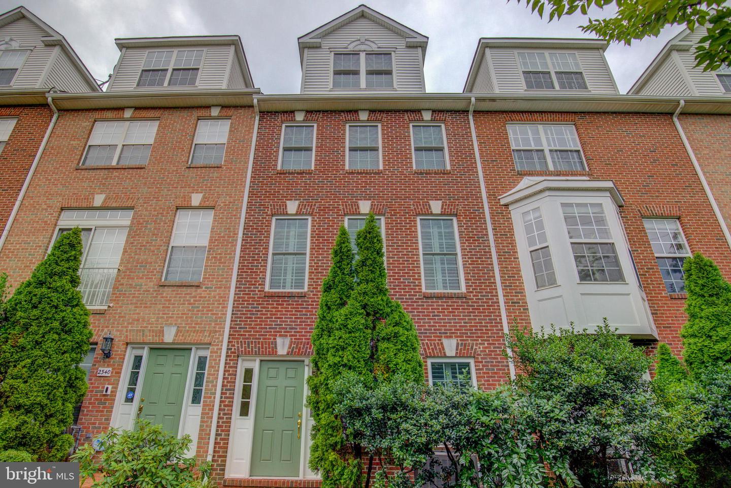 2342 LANGSTON BLVD, ARLINGTON, Virginia 22201, 4 Bedrooms Bedrooms, ,3 BathroomsBathrooms,Residential,For sale,2342 LANGSTON BLVD,VAAR2045244 MLS # VAAR2045244