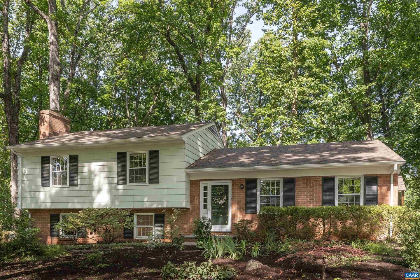 2507 KERRY LN, CHARLOTTESVILLE, Virginia 22901, 4 Bedrooms Bedrooms, ,3 BathroomsBathrooms,Residential,For sale,2507 KERRY LN,654457 MLS # 654457