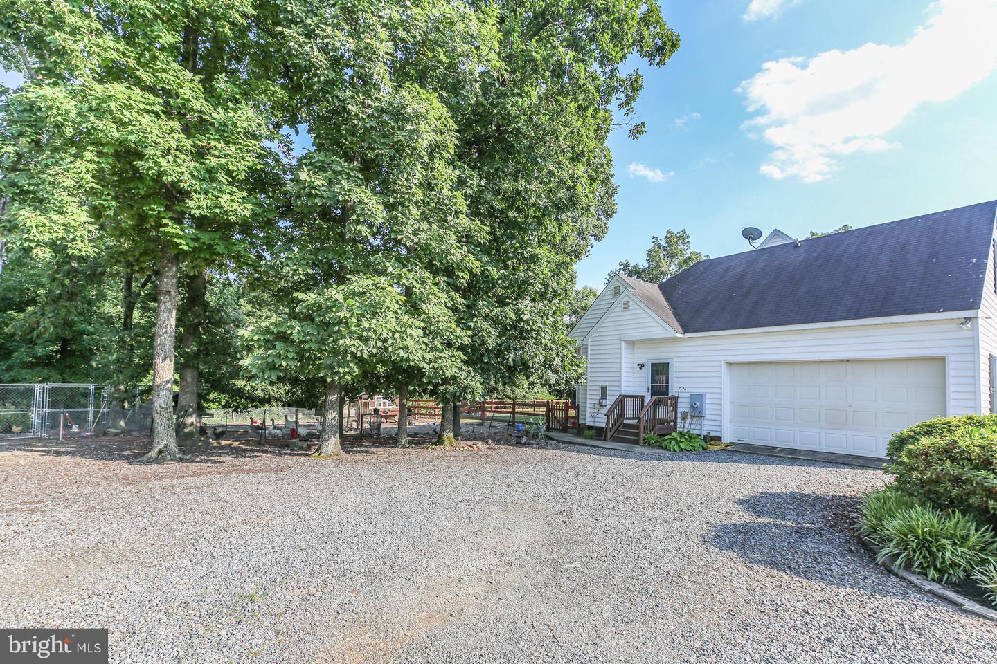 17024 WHITE PINE RD, BEAVERDAM, Virginia 23015, 4 Bedrooms Bedrooms, ,2 BathroomsBathrooms,Farm,For sale,17024 WHITE PINE RD,VAHA2000748 MLS # VAHA2000748