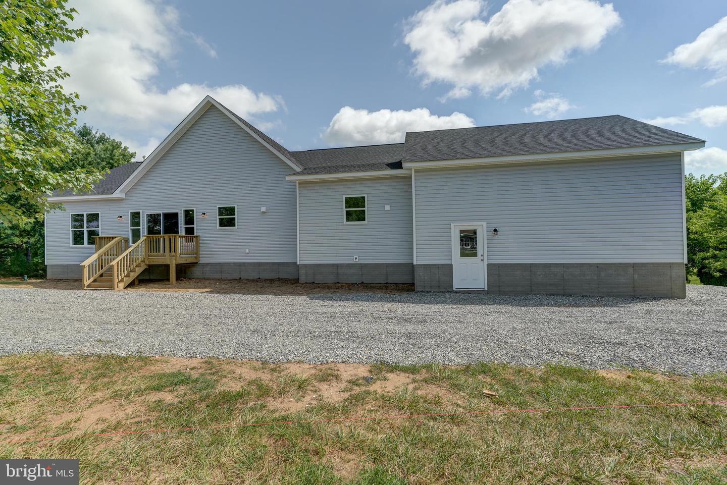 946 CARRS BRIDGE RD, BUMPASS, Virginia 23024, 3 Bedrooms Bedrooms, ,2 BathroomsBathrooms,Residential,For sale,946 CARRS BRIDGE RD,VALA2005946 MLS # VALA2005946