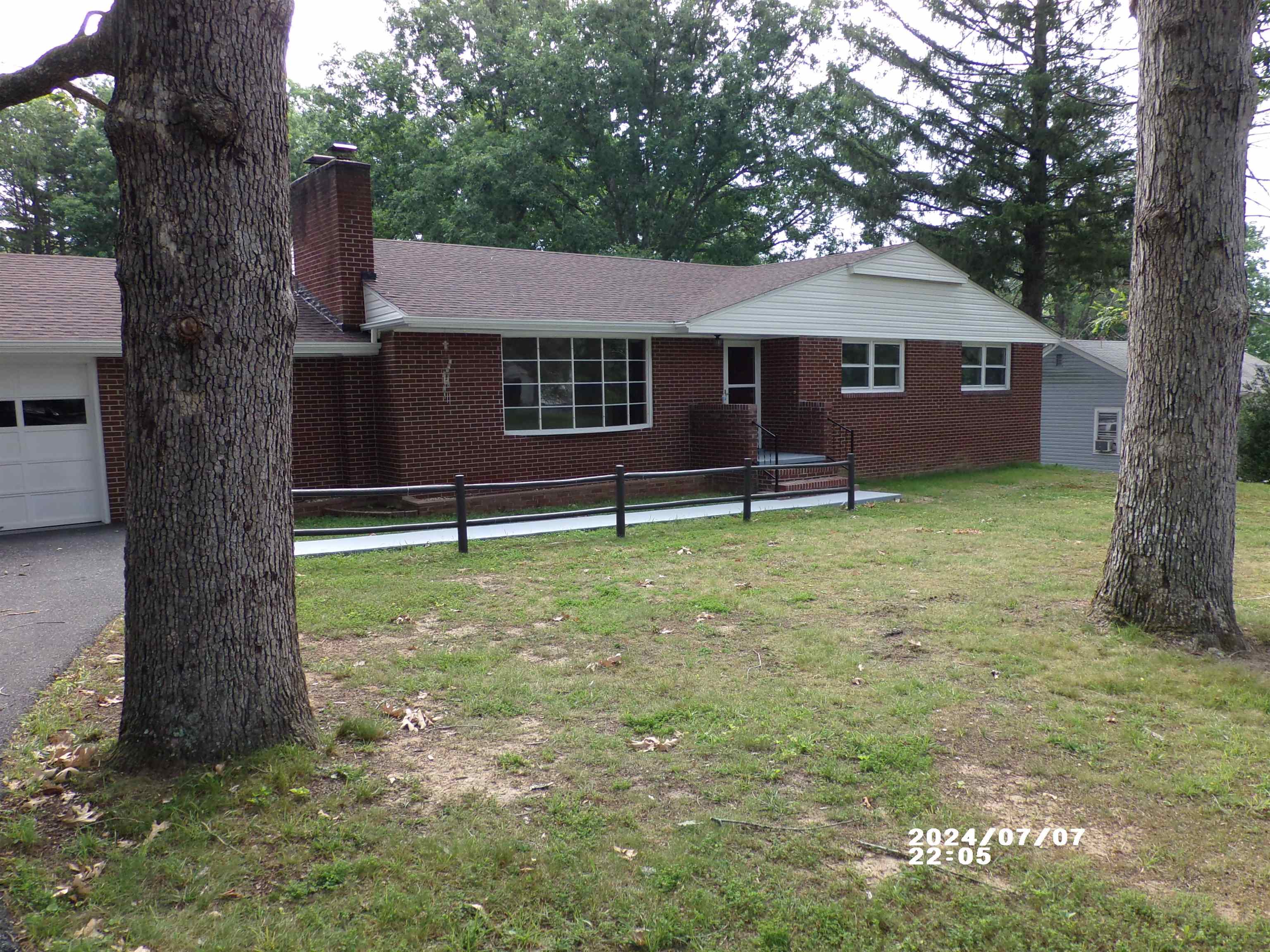 155 N CENTRAL AVE, CRAIGSVILLE, Virginia 24430, 3 Bedrooms Bedrooms, ,2 BathroomsBathrooms,Residential,155 N CENTRAL AVE,654789 MLS # 654789