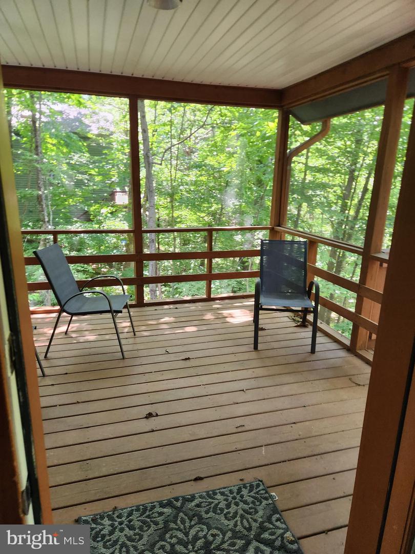 21 SPLIT ROCK TRL, ROSELAND, Virginia 22967, 5 Bedrooms Bedrooms, 13 Rooms Rooms,4 BathroomsBathrooms,Residential,For sale,21 SPLIT ROCK TRL,VANL2000368 MLS # VANL2000368