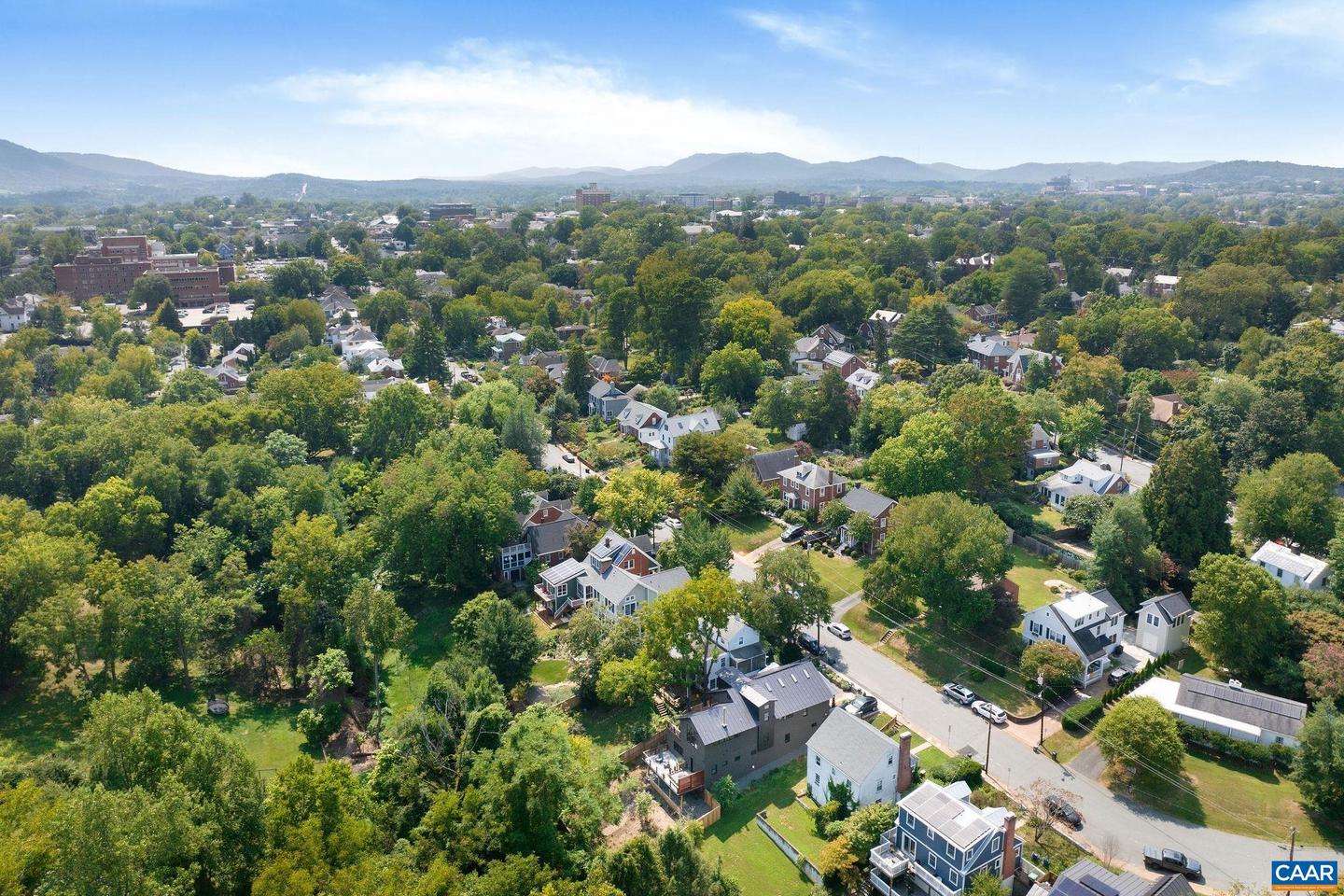 748 LEXINGTON AVE, CHARLOTTESVILLE, Virginia 22902, 4 Bedrooms Bedrooms, ,3 BathroomsBathrooms,Residential,For sale,748 LEXINGTON AVE,654685 MLS # 654685